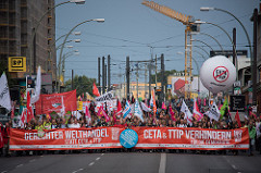 Aufruf zur Demo in Bern am Sa 8.10. gegen TTIP, TiSA & Co