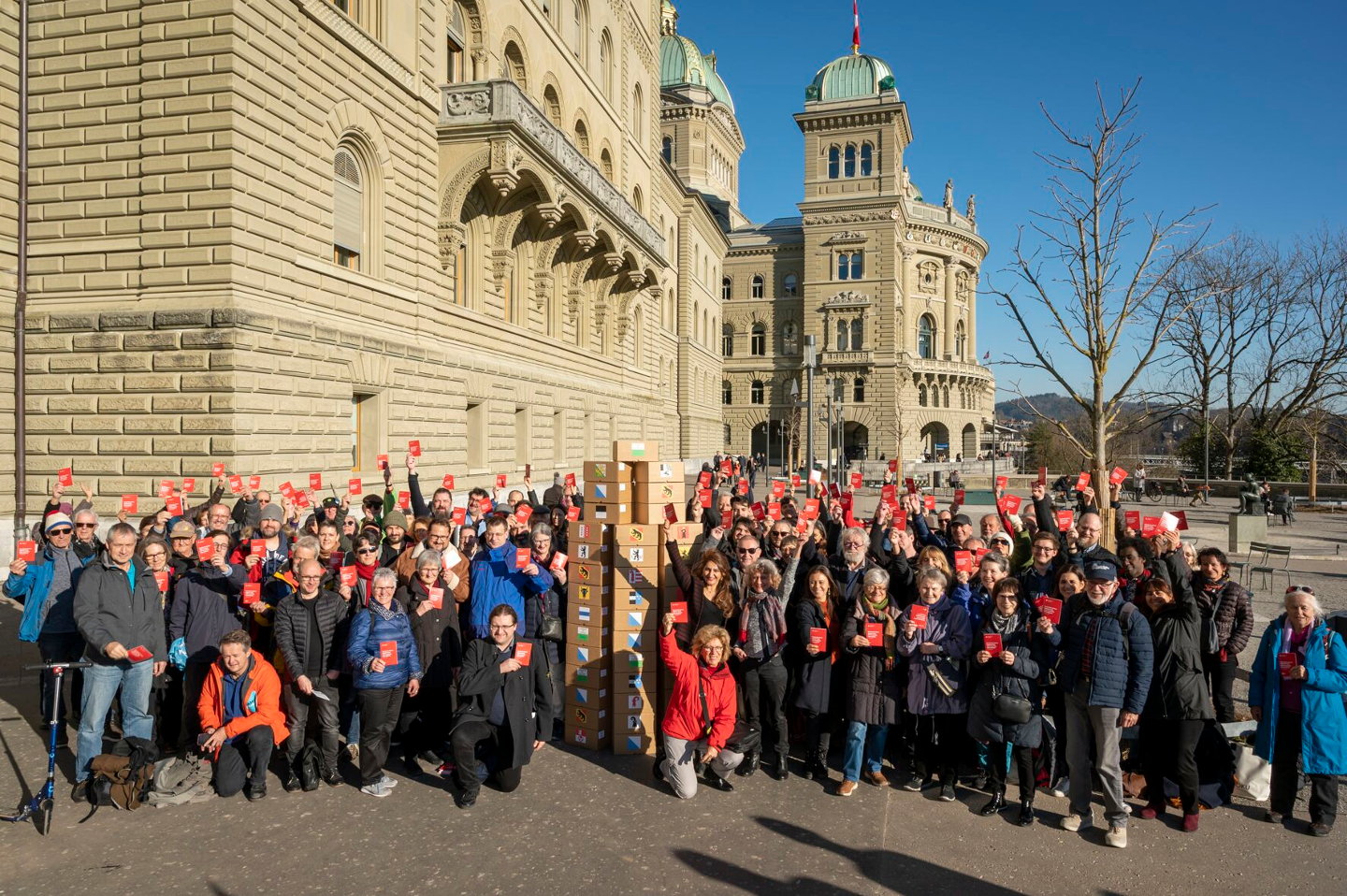 64’000 Unterschriften gegen die Privatisierung des digitalen Passes